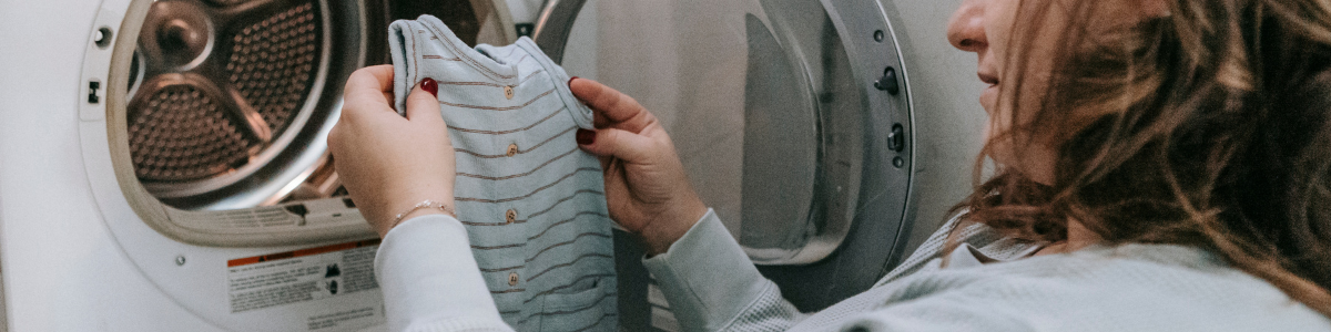 Como Lavar Roupas de Recém-Nascidos: Cuidados e Dicas Essenciais