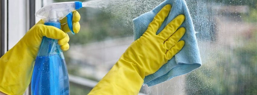 Como limpar vidros sem manchas: guia prático e fácil