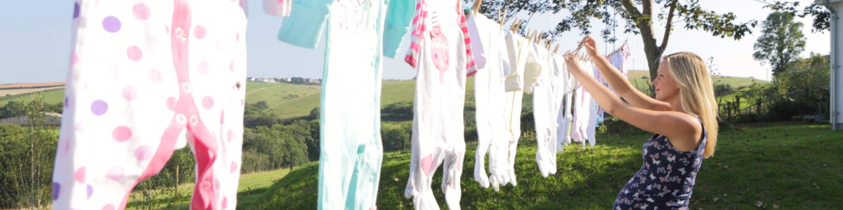 QUANDO LAVAR AS ROUPAS DO BEBÊ? DESCUBRA QUAL O MOMENTO IDEAL